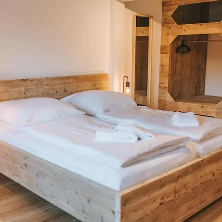 Dom wakacyjny Waldtraum Fuer 10 Personen Mit Garten Und Grill *