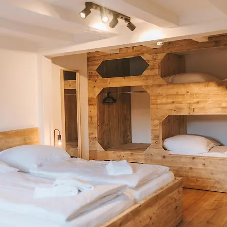 Dom wakacyjny Waldtraum Fuer 10 Personen Mit Garten Und Grill Winterberg